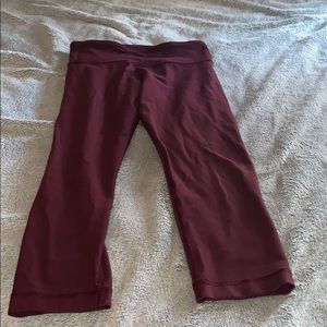 Lululemon Wunder Under Cropped Leggings